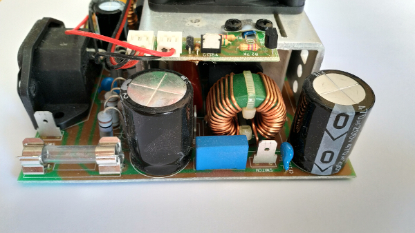 AV-830 mains filter